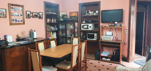 Imagen 3 de 17 de Venta Ph 4 Ambientes Sobre Av. Hip. Yrigoyen 6500