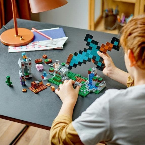 Lego Minecraft La Base Espada 21244 - Entrega Inmediata 427