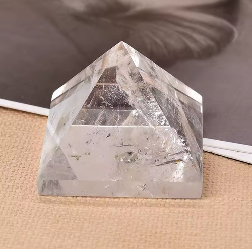 Pirámide Cuarzo Transparente Natural Reiki Chakra Curativa Transparente