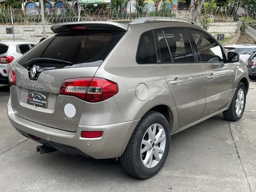 Renault Koleos DYNAMIQUE AT 2500CC 4X4