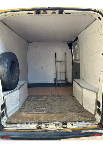 Renault Master 2.5 Dci L2h2 13l 5p