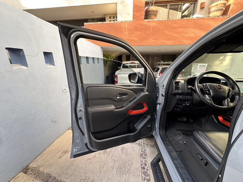 Nissan Frontier 3.8 V6 Pro-4X 4Wd At