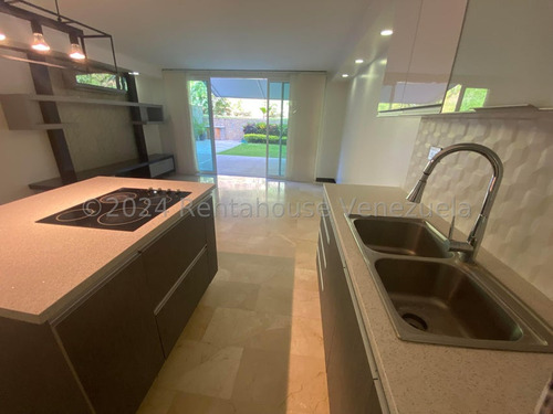 Apartamento Familiar Con Mascotas Residencias Tucany Con Pozo De Agua En Calle Cerrada En Alquiler En Escampadero Avenida Principañ Caracas