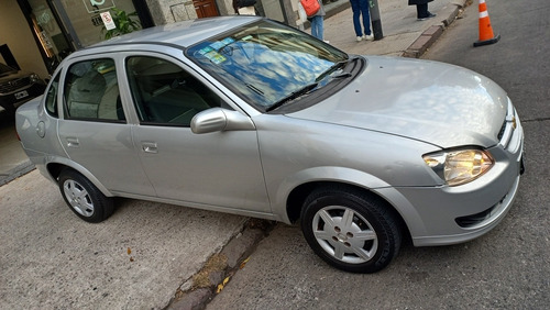 Imagen 3 de 15 de Chevrolet Classic 2014 1.4 Ls Abs Airbag