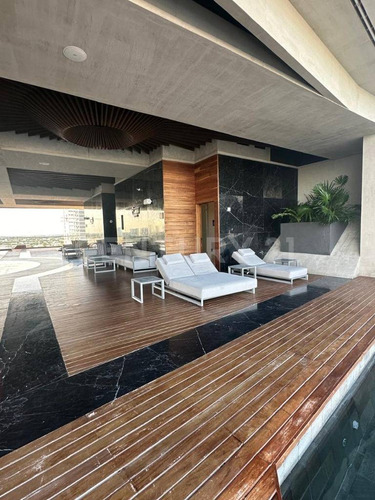 Venta Departamento Y Penthouse En Shark Tower - Puerto Cancun