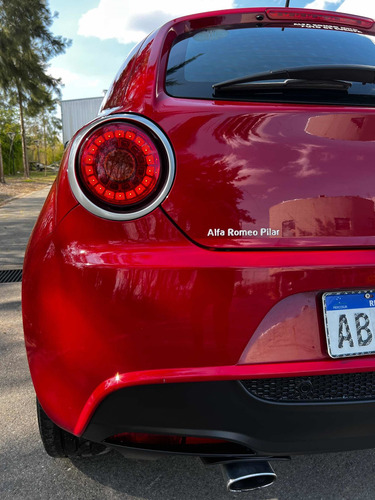 Imagen 9 de 19 de Alfa Romeo Mito 2017 1.4 Superbike 78cv