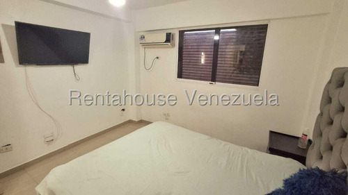 Maribel Morillo Asesor Inmobiliario De Rentahouse Vende; Magnifico Apartamento; Semi-amoblado; Ubicado Conjunto Privado Por La Ribereña; Posee 2 Hab Y 2 Baños; Cabudare Edo. Lara