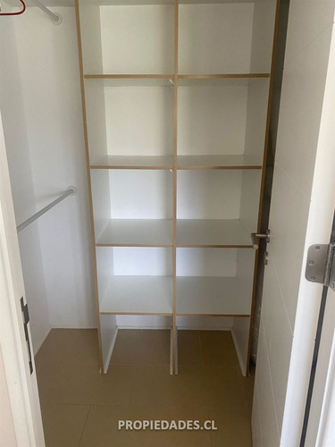 Departamento En Venta De 3 Dorm. En Papudo Primera Línea