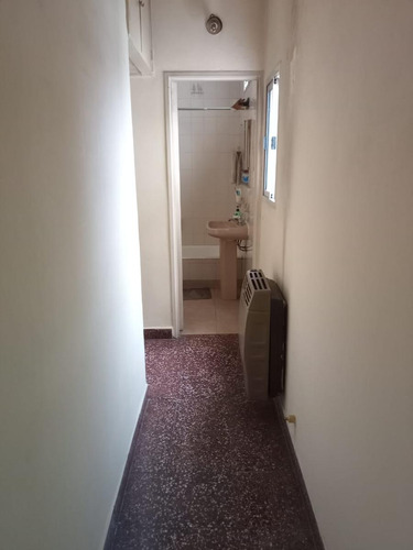 Venta Ph 2 Amb. En Ramos Mejía - Buen Estado