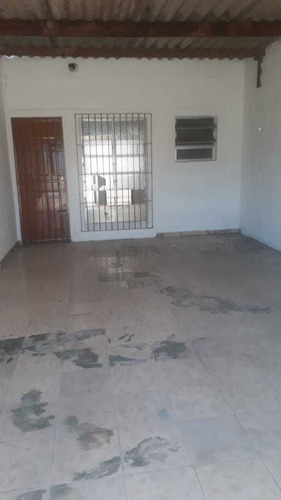 Imagem 6 de 14 de Vendo Casa Em Bairro De Ocian Em Praia Grande -sp