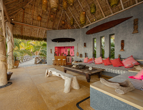 Hotel En Venta Sayulita, Jalisco Inigualable ¡200 Metros Lineales De Playa!