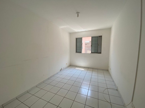 Casa Térrea: 2 Dorms, 2 Banh, 2 Vg - Fl45