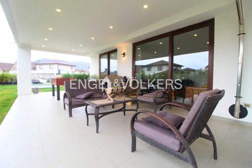 Casa Semi Nueva En El Polo Machalí