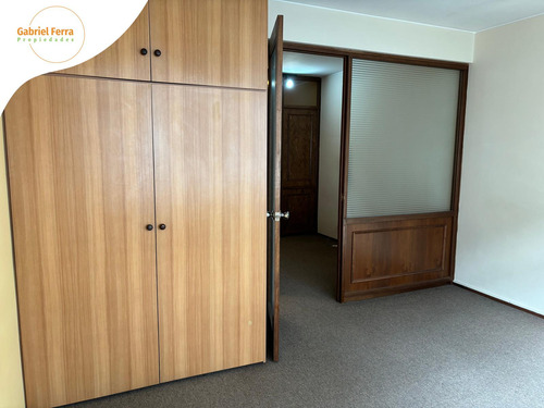Vendemos Oficina Con Kitchinette Y Baño Privado -