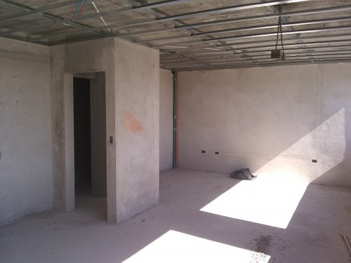 Imagen 10 de 17 de Venta. Departamento Tipo Duplex De 2 Dormitorios, Terraza Privada Y Cochera (en Construcción)