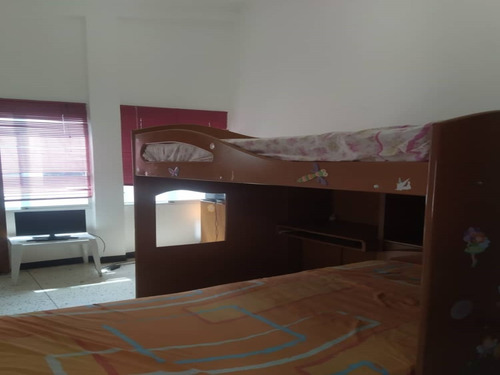 Imagen 15 de 20 de Casa En Venta Colinas De Los Ruices