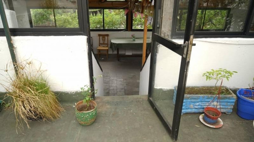 Imagen 17 de 25 de P.h. Al Frente, Entrada Independiente, Con Patio, Terraza Y Quincho. Espacio Aéreo. Sup. 240 M2. Totales . Precio Por M2. Usd 920.- .-