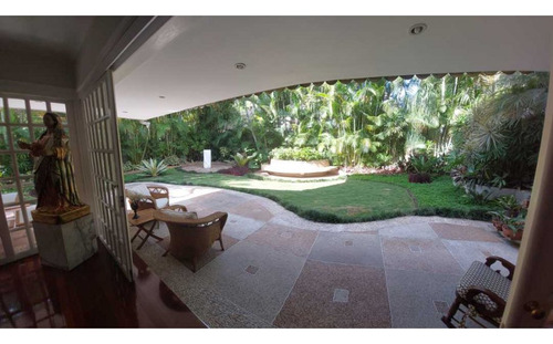 Vendo Casa 650m2 Altamira 0399