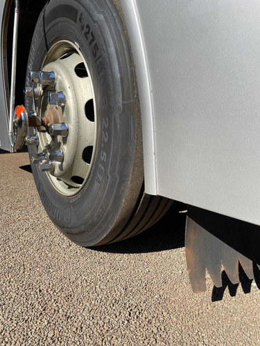 Imagem 4 de 14 de Volkswagen Comil Versatile 48l