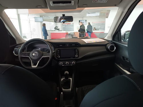 Imagen 2 de 17 de Nissan Kicks Advance Mt Dp