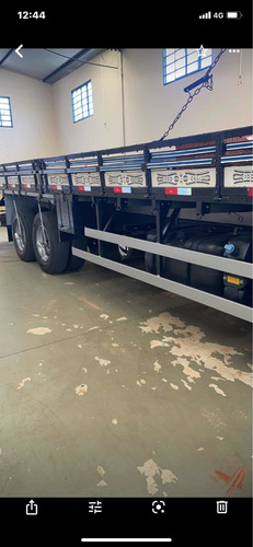 Ford Cargo 2423