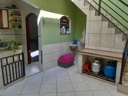 Sobrado À Venda, 3 Quartos, 1 Suíte, 2 Vagas, Gerassi - Santo André/sp - 76796