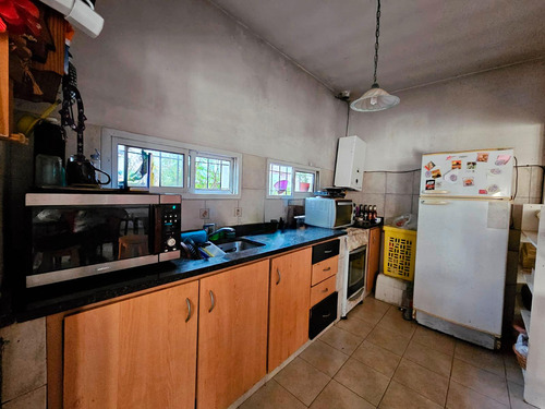 Humberto Primo 1600 - Casa En Venta De Tres Dormitorios