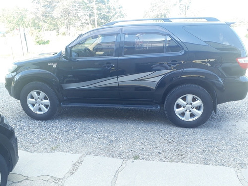 Toyota Sw4 3.0 I Srv At C/cuero 4x4 (2009) 2010