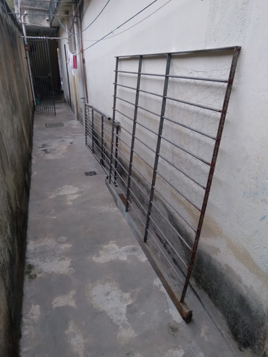 Imagem 1 de 3 de Vende-se Portão