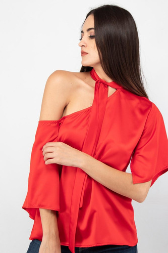 Imagen 3 de 8 de Blusa Roja Un Hombro