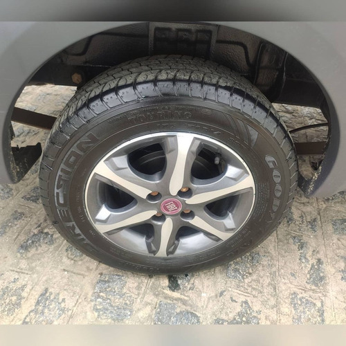 Imagem 2 de 9 de Fiat Strada 2016 1.4 Working Cab. Dupla Flex 3p