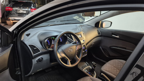 Hyundai HB20S 1.6 Premium Flex Aut. 4p