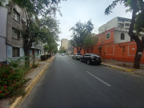 Casa Metro Toesca - Barrio Universitario/desocupado - Repu