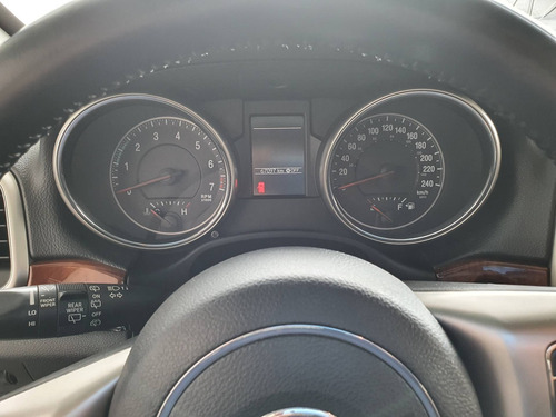 Jeep Grand Cherokee 3.6 Limited 4x4 V6 24v Gasolina 4p