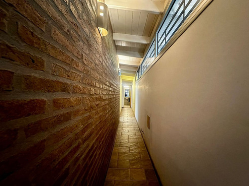 Venta ! Casa En Funes 3 Dormitorios - Oportunidad!