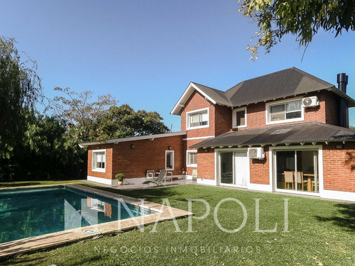 Imagen 12 de 13 de Venta De Hermosa Casa En El Rocio, Canning