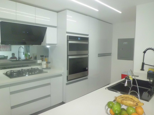 Imagen 6 de 16 de Se Vende Apto 99m2 2h/3b/2p Los Naranjos De Las Mercedes 0696