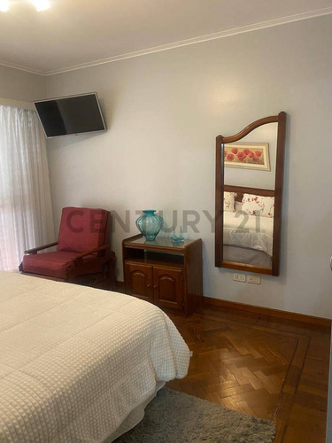 Casa En Venta En La Plata De 3 Dormitorios