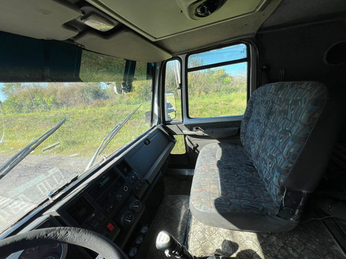 Ford Cargo 1832