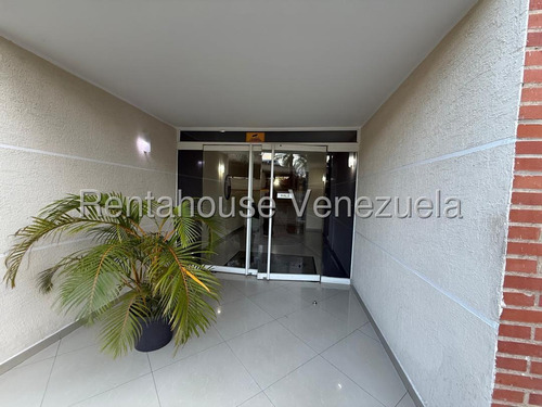 Alquilo Apartamento En Los Naranjos Humbold Lisbet Seijas #25-15809