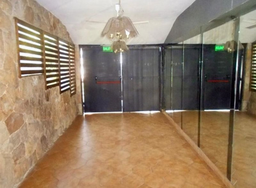 Imagen 10 de 15 de Casa En Venta En Ramos Mejía