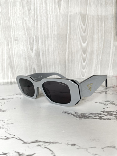 Lentes De Sol Prada Spr17w Symbole Gris (Usado)