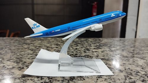 Avião Miniatura Em Metal Boeing B777 Klm 16cm Azul-aço