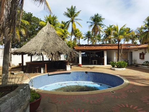 Imagen 4 de 18 de Infraestructura De Hotel Frente A Playa El Agua, 92 Hab, Para Remodelar Y Equipar.