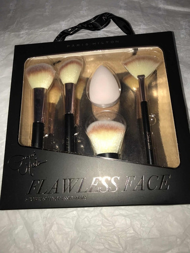 Set De Brochas Para Maquillaje Paris Hilton | Envío gratis Set De Brochas Para Maquillaje Paris Hilton | Envío gratis