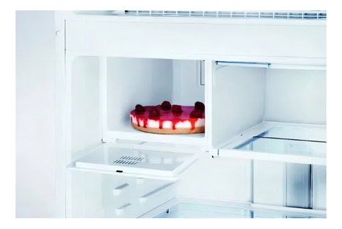 Geladeira com freezer Electrolux DFI80 con capacidad de 542L -aço inoxidável