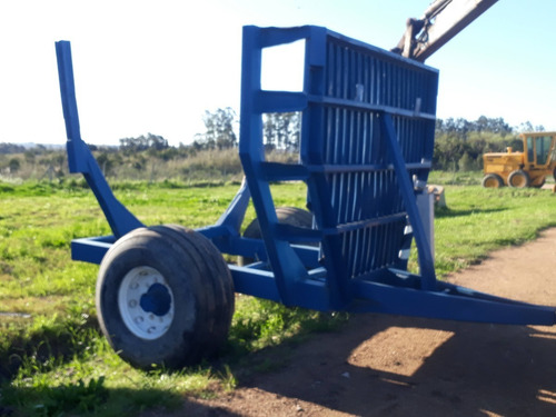 Tractor Con Grappo Y Carreta Forestal