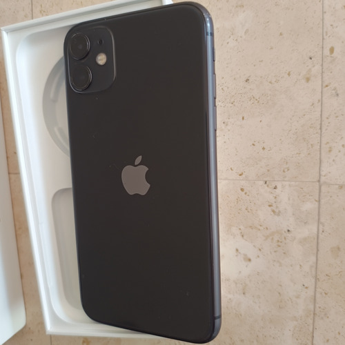 Apple Iphone 11 (128 Gb) - Negro Negro (Usado)