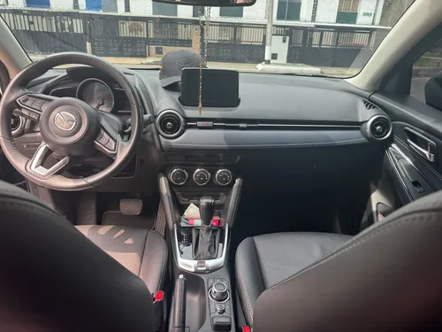 Mazda 2 Sedan, 2021 Cilindraje 1496