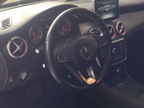 Imagem 9 de 25 de Mercedes Benz Cla 200 Vision Dct Aut. 2015 Teto Solar